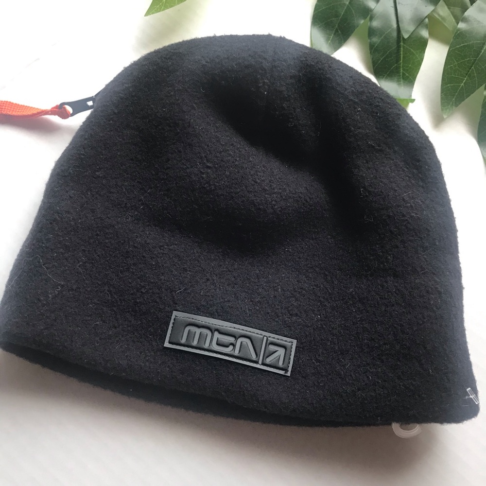MTN Fleece Beanie Zip Top for Temperature Control
